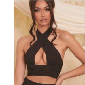 Criss cross Oh polly top 🖤